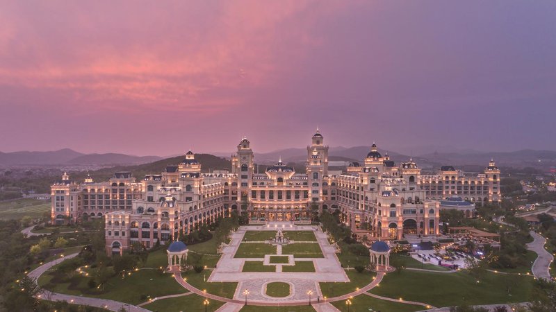 Hilton Dalian Golden Pebble Beach ResortOver view