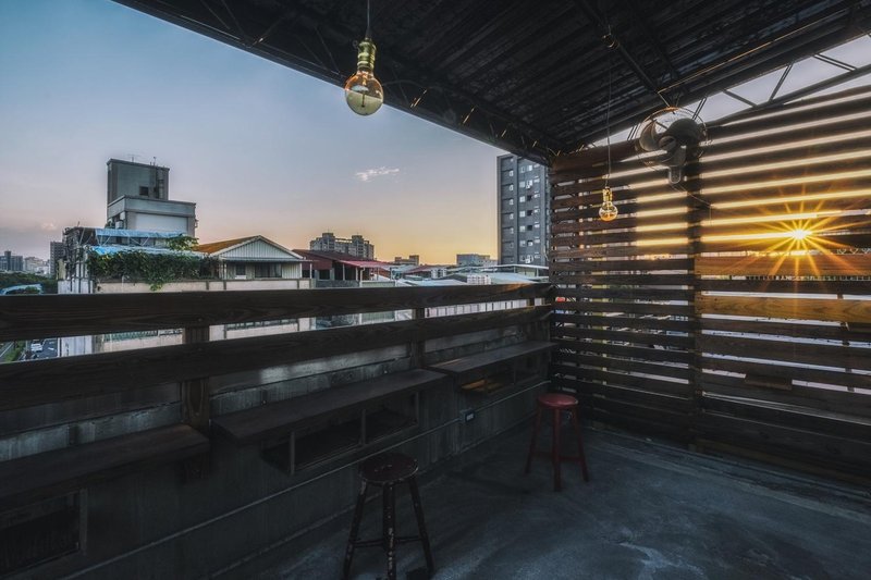 Five Elements Hostel Taipei 酒店外观