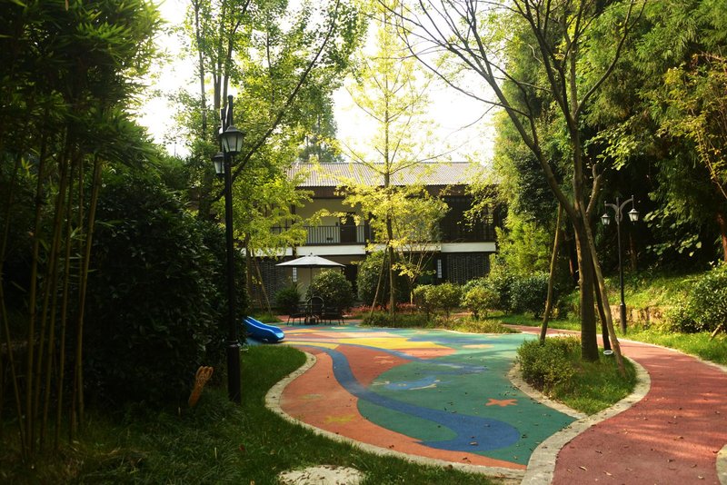 Bifengxia Mengqu Oriental Animal Theme Hotel Over view
