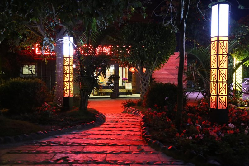 Xinjia Yuquan Hot Spring Hotel Over view