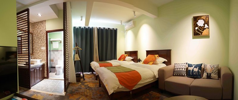 Dian Chi Lake VillaGuest Room