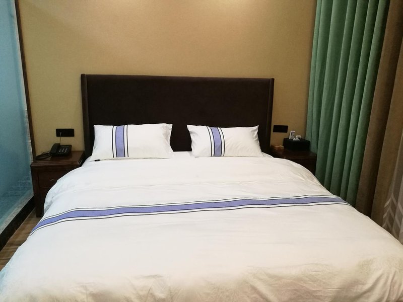 Towo Topping Hotel (Libo Ancient Town Food Street)Guest Room