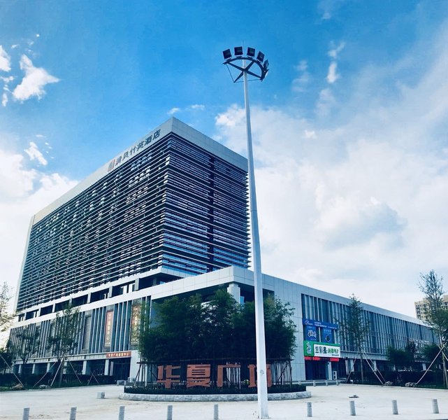 Qingfeng Zhuyuan Hotel Over view