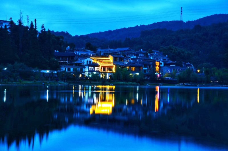 Yu Jing Lake view Inn (Tengchong Heshun Old Town) Over view