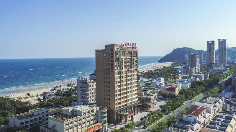 Guanhua Hotel (Hailing Island Poly silver beach Dajiaowan store) Over view