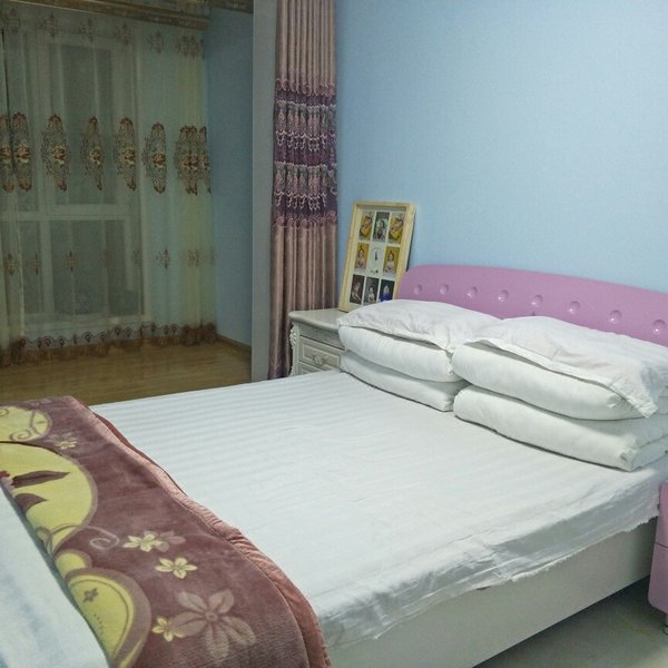 Ru Na Boutique Family HotelGuest Room