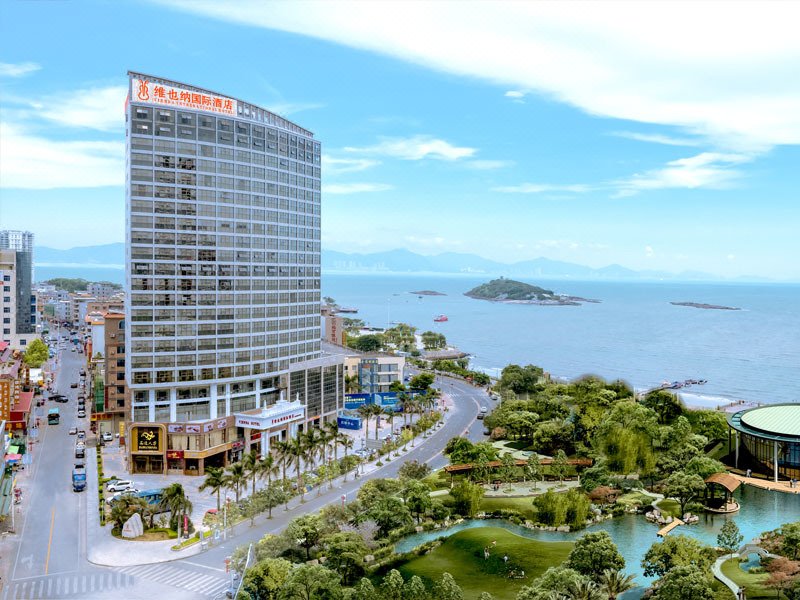 Vienna International Hotel (Huizhou Daya Bay Gold Coast) Over view