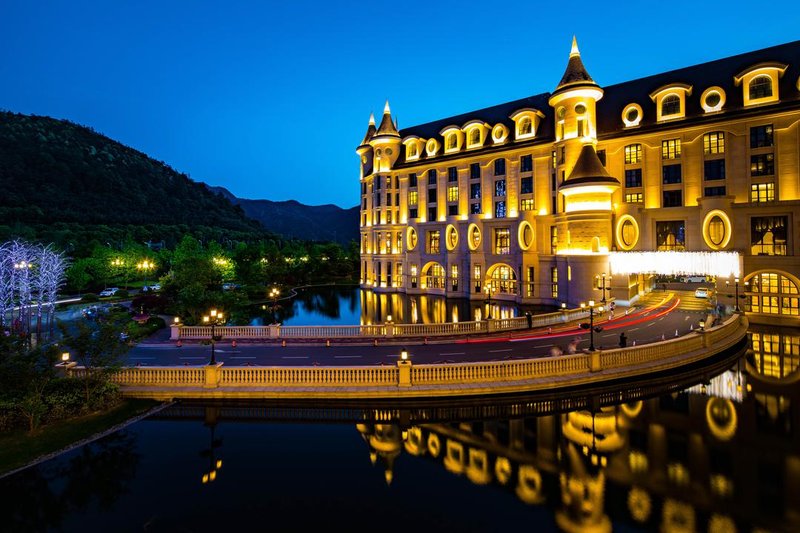 Yinrun Jinjiang Castle Hotel Over view