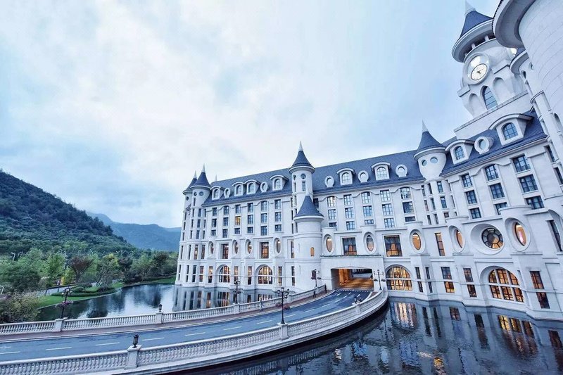 Yinrun Jinjiang Castle HotelOver view