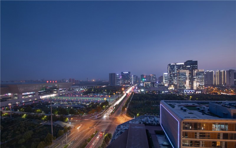 Holiday Inn Express Zhengzhou Zhengdong Over view