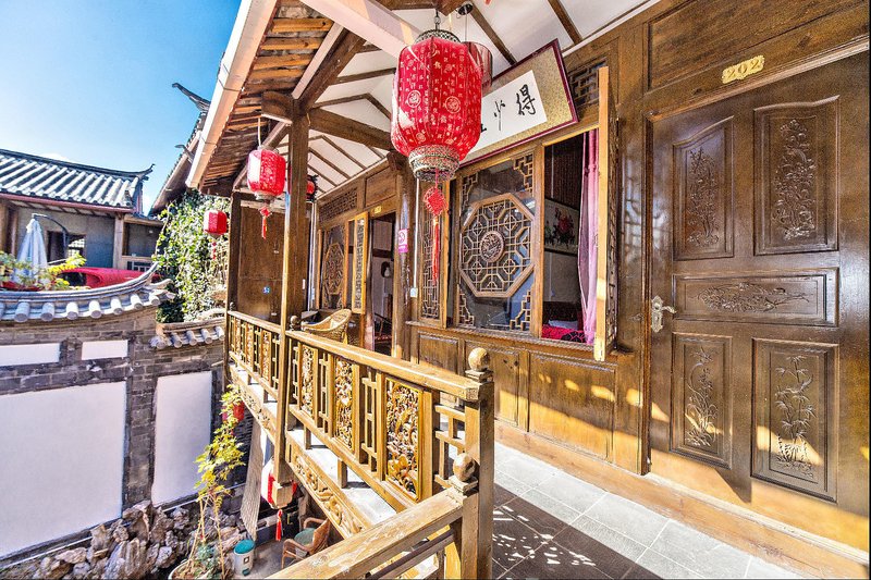 Lijiang Guangnan Inn Over view