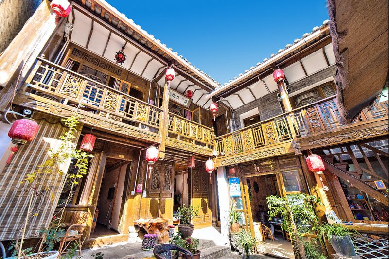 Lijiang Guangnan Inn Over view