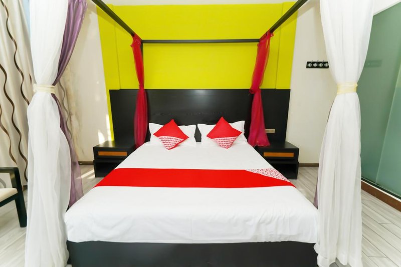 Keke Fashion Hotel Guest Room