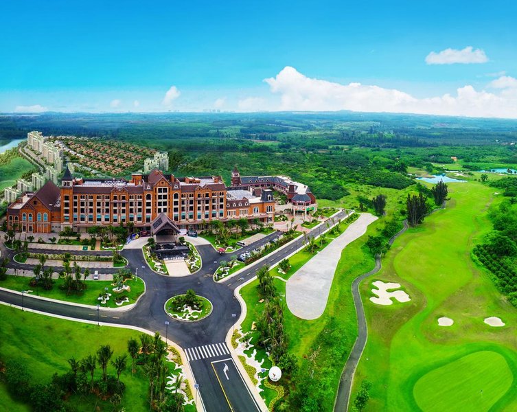 Meilang Bay Golf Hot Spring Hotel Chengmai Country GardenOver view