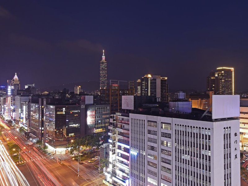 Eastin Taipei Hotel Over view