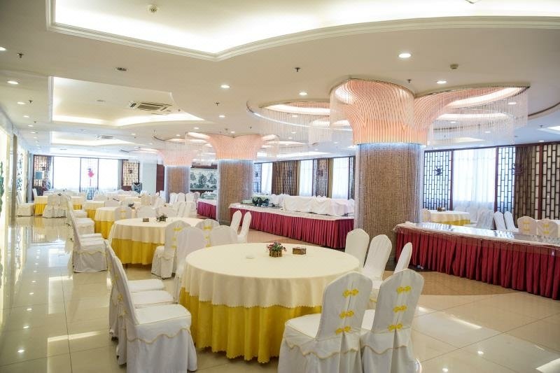 Ruyi Lake Hotel (Building B) Restaurant