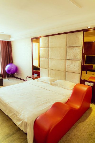 Delong HotelGuest Room