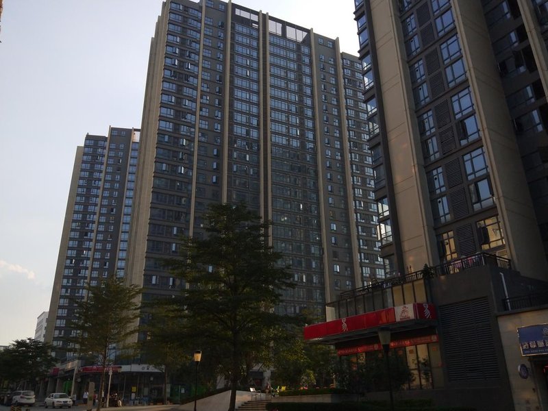 Luxiaoyi Theme Holiday Apartment (Guangzhou Tourist Area North Gate) Over view