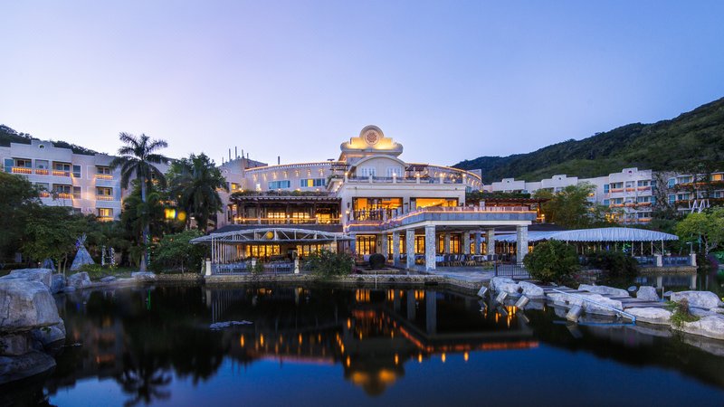 Cactus Resort Sanya Over view