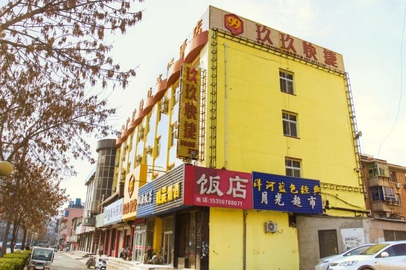 jiujiukuaijie 酒店外观