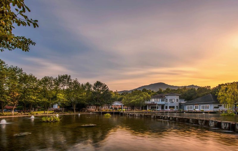 Pattaya Holiday CampOver view