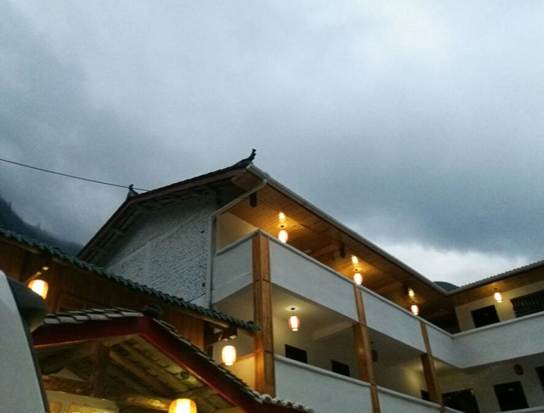 Happy couchOver view