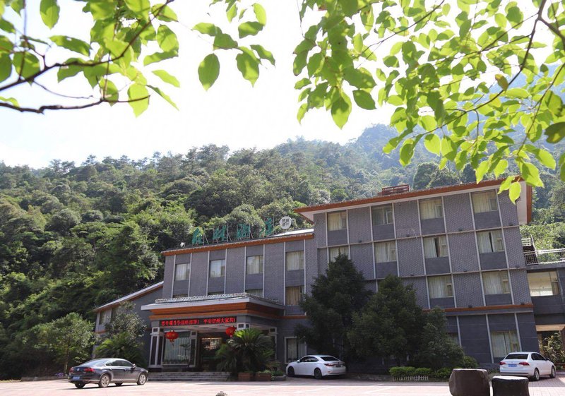 Guposhan Senlin Holiday Hotel Over view