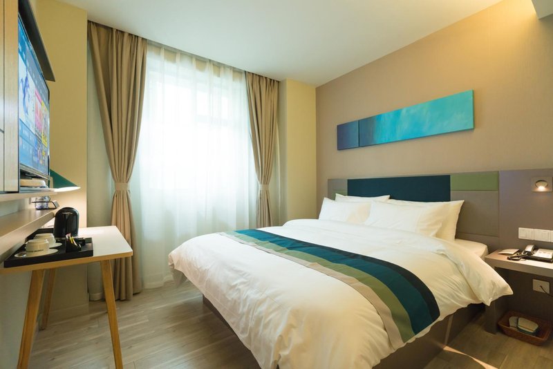 Home Inn Selected (Zhuhai Gongbei Port Qinglv South Road) Guest Room