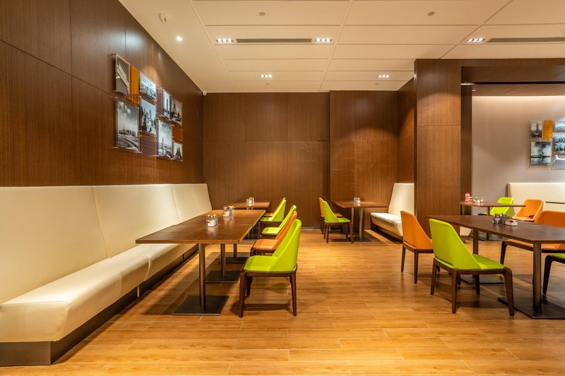 Hampton by Hilton Zhengzhou JinshuiRestaurant