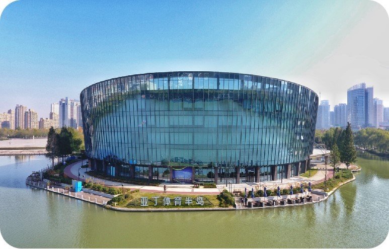 YADING PENINSULA HOTEL Over view