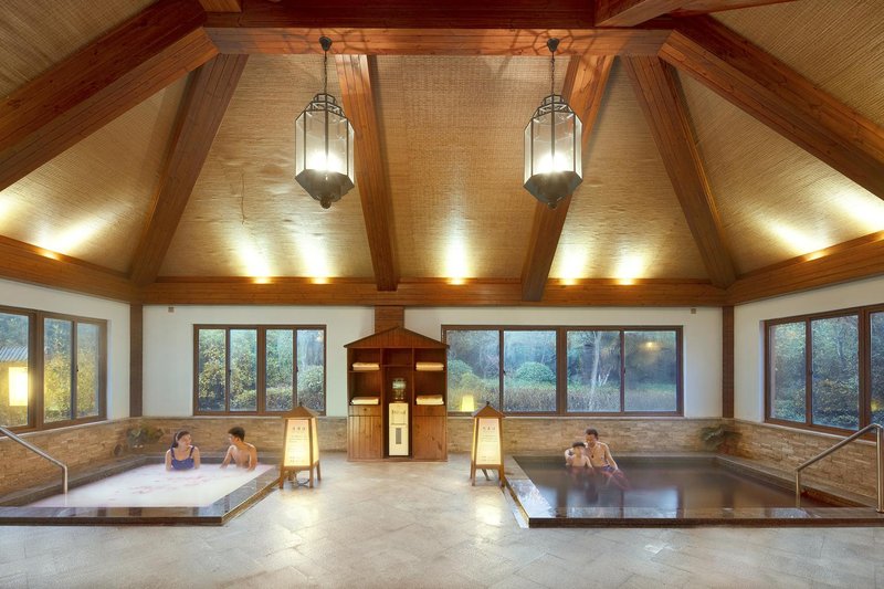 Zhayashan Spa Holiday Hotel休闲