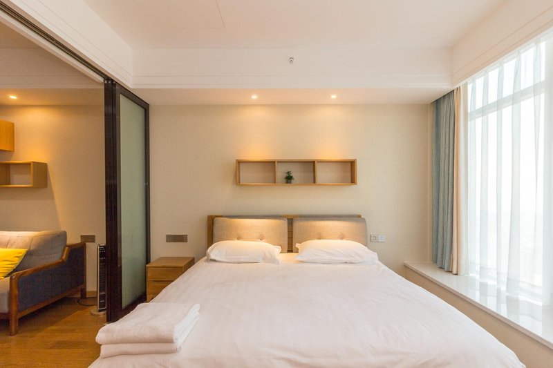 Yunshu Qingshe Sea view Apartment (Qingdao Golden Beach Tangdaowan) Guest Room