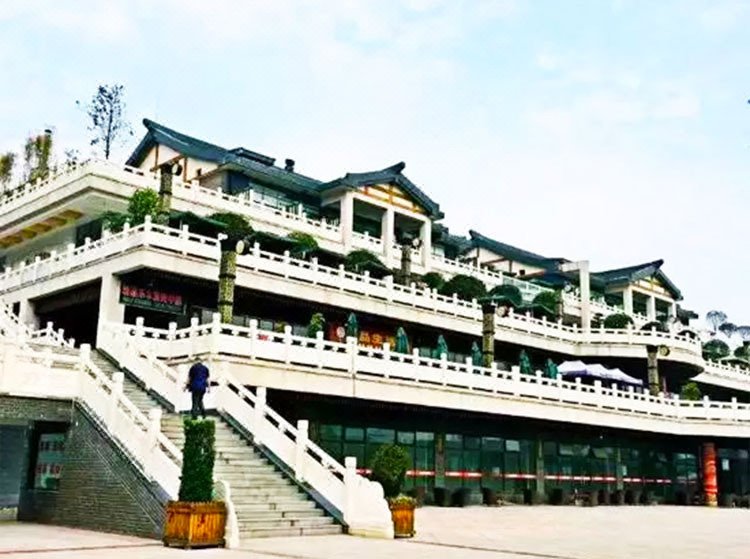 Jinsha Lake Garden Hotel Over view