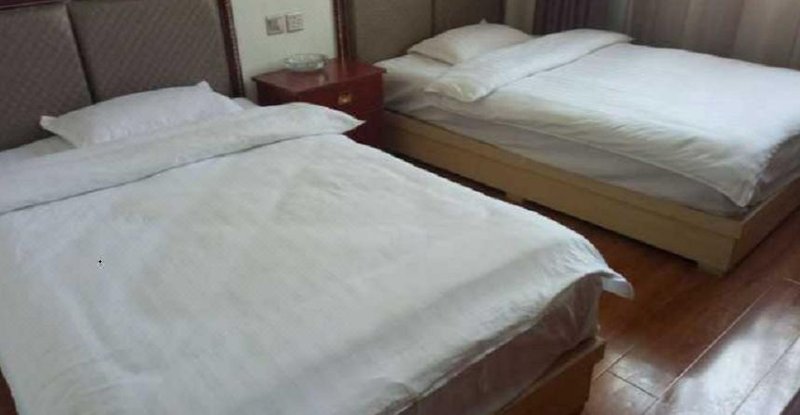 Hongsheng Hotel Guest Room