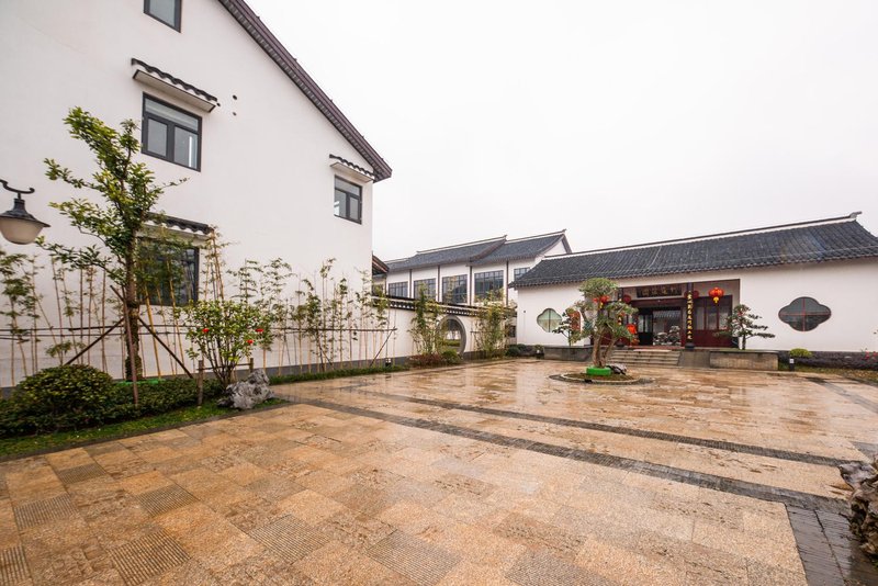 Bamboo Courtyard Over view