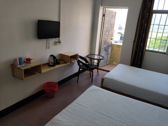 one plus oneGuest Room