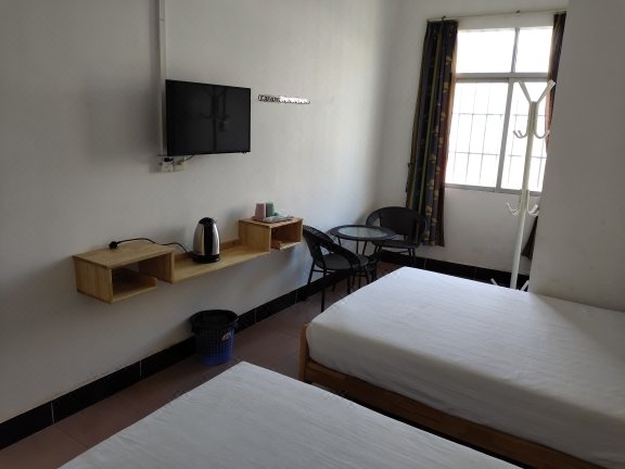 one plus oneGuest Room