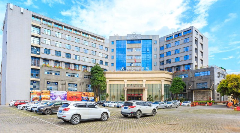 T Moon HotelOver view