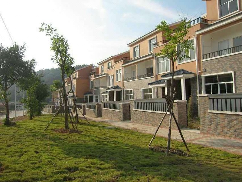 Weisi Holiday Villa酒店外观