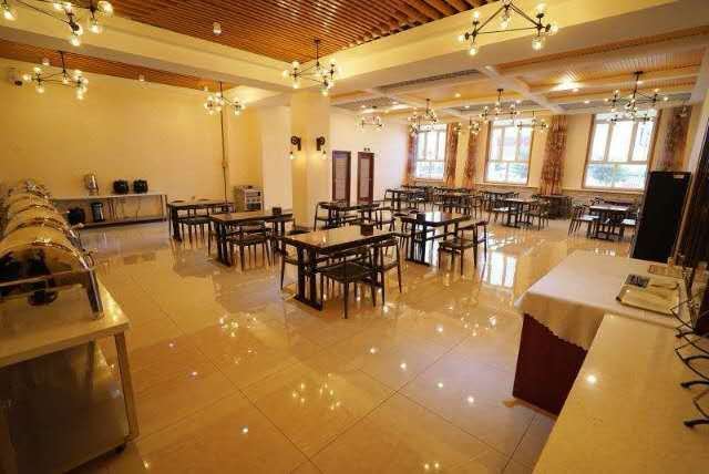 Chifeng Ruihao Business Hotel Restaurant