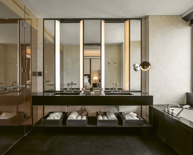 Bulgari Hotel ShanghaiGuest Room