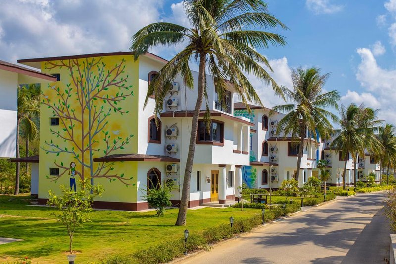 616 Surfing HostelOver view