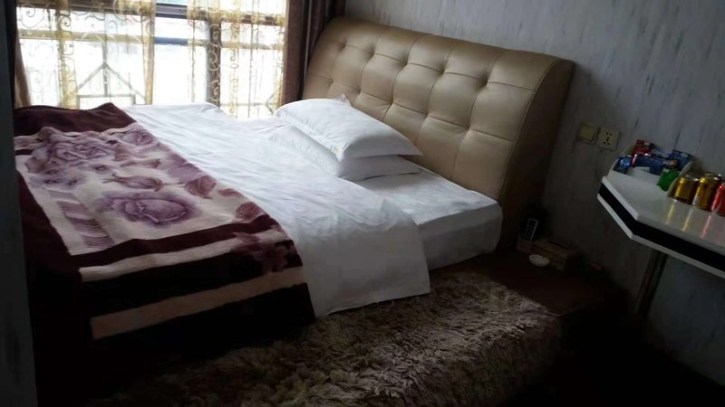 Aiya Select HotelGuest Room