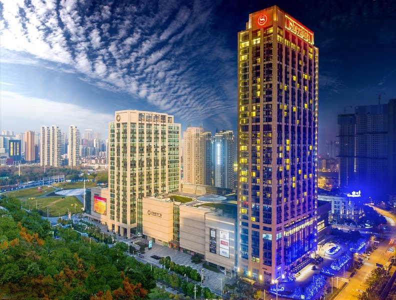 Sheraton Grand Wuhan Hankou Hotel Over view