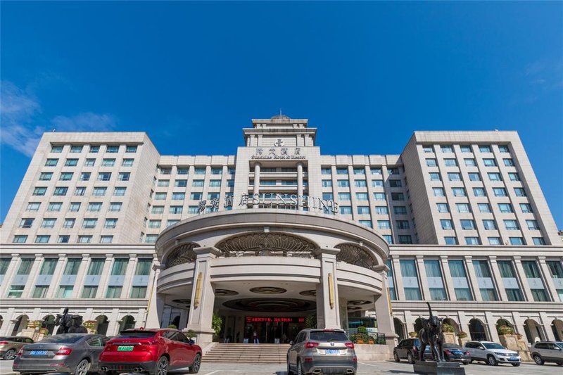 Sunshine Hotel & Resort ZhangjiajieOver view
