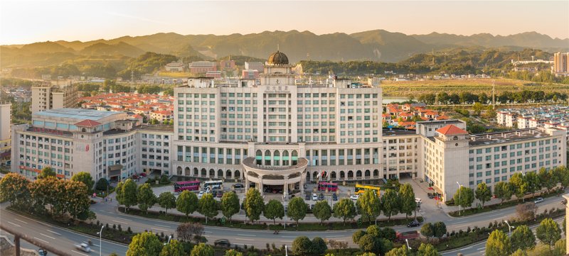 Sunshine Hotel & Resort ZhangjiajieOver view