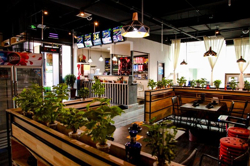 Ruojian Huacheng Hotel Restaurant