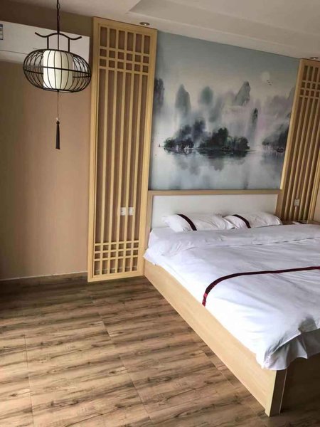 LingXiu Apartment Guest Room