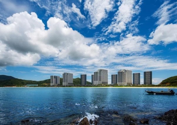 Yangjiang Sunrise Star Sea Resort Apartment Over view