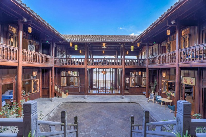 Tihu Boutique Holiday Hostel Over view